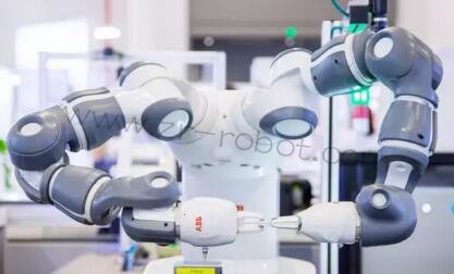 ���ʷ�����ABB�C(j��)������С��IRB 1100�״�����