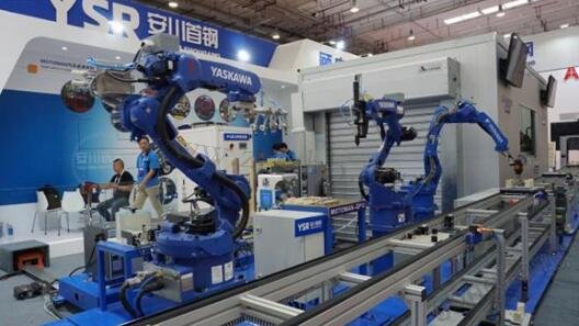 ����C���˕������� �����˙C����ʢ�e