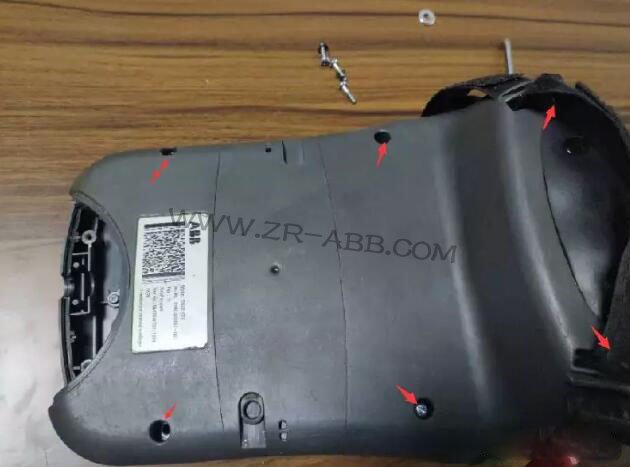 ABB�C(j��)����ʾ����3HAC028357-001���ϾS��